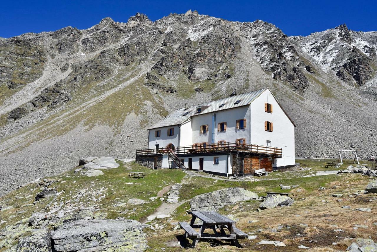 Bed & Breakfast Hostel Nives Зольда Экстерьер фото